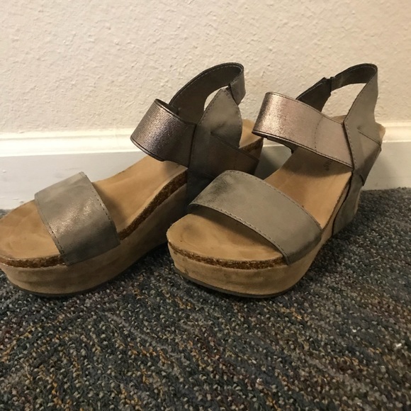 Wedges - Picture 1 of 2